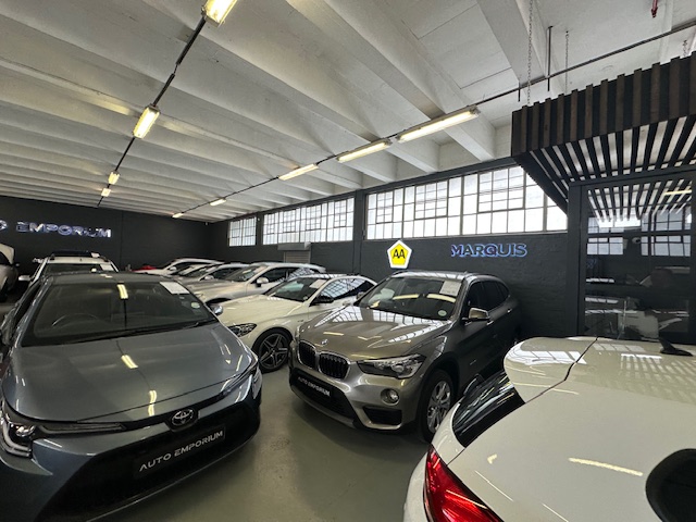 To Let commercial Property for Rent in Maitland Western Cape